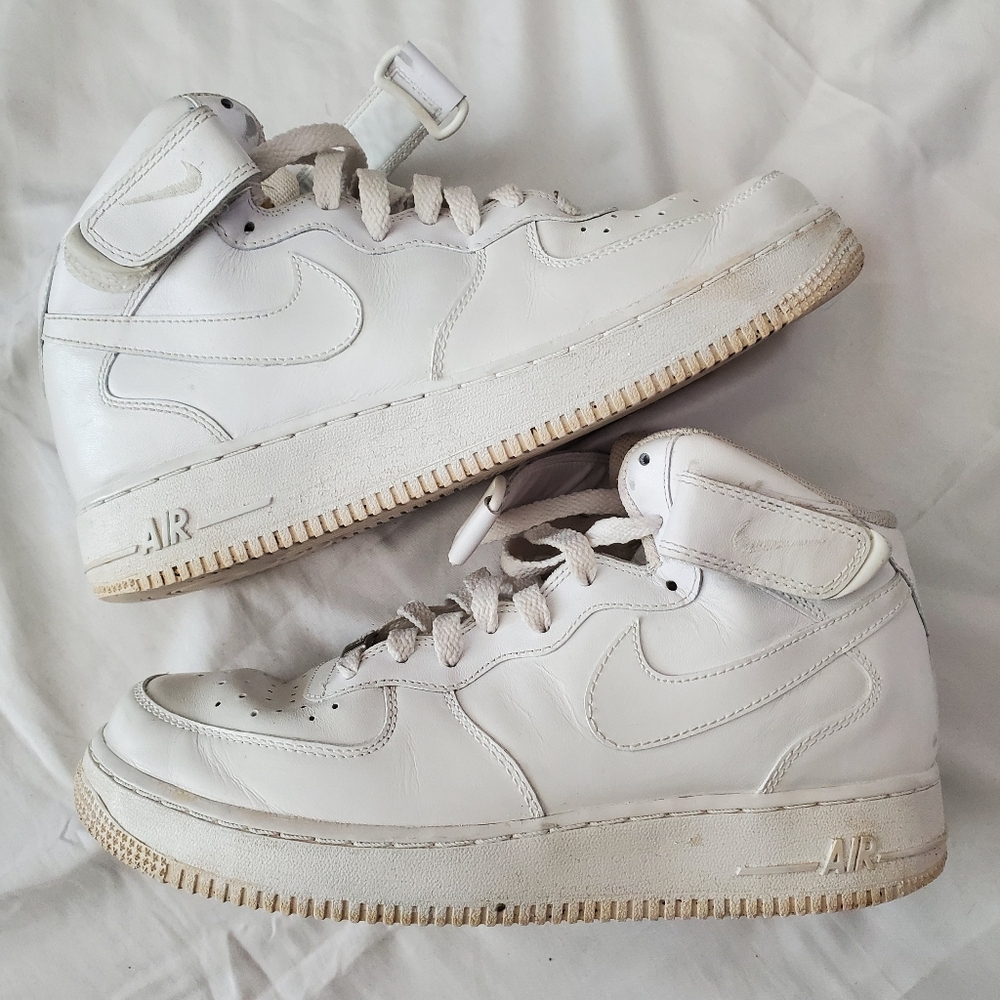Nike Air Force 1